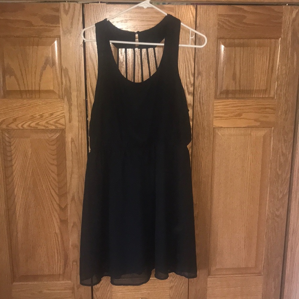 Flattering black dress by No Boundaries
